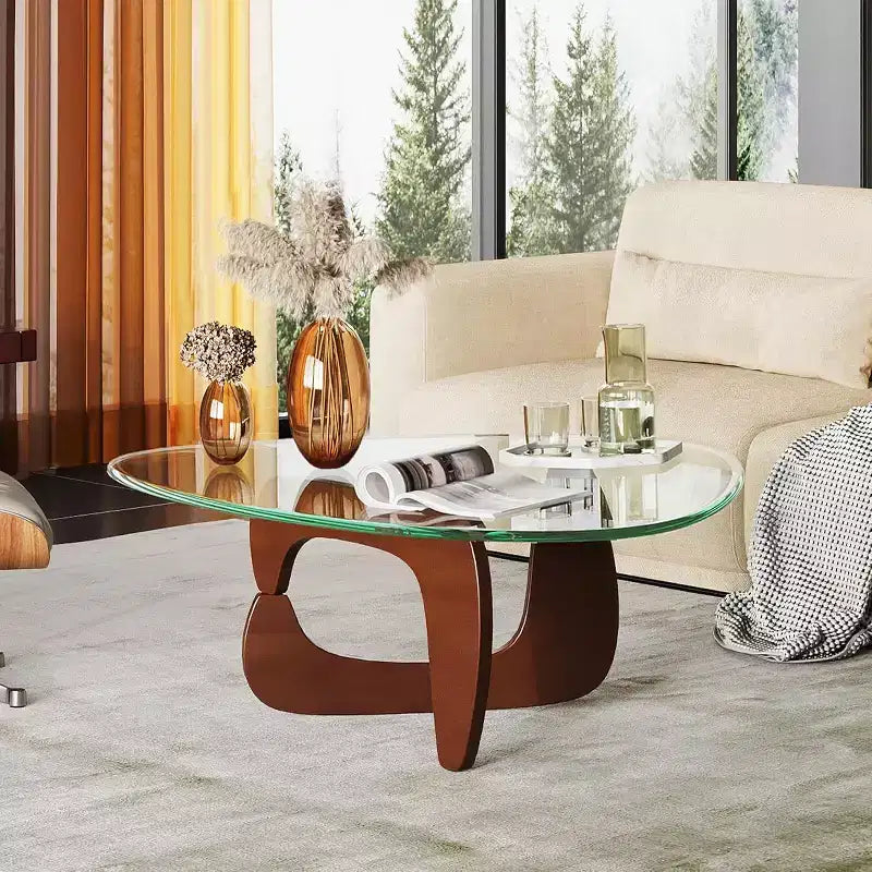 Petite table basse en verre avec pieds en bois massif, table de salon triangulaire style Mid-Century 36"