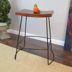 Lot de 2 tabourets de bar à hauteur de comptoir, 61 cm, en métal et bois de manguier, sans dossier, couleur châtaigne