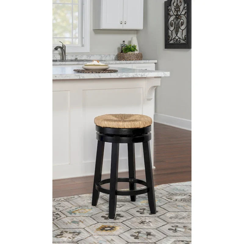Tabouret de comptoir pivotant sans dossier Maya avec assise en jonc de mer