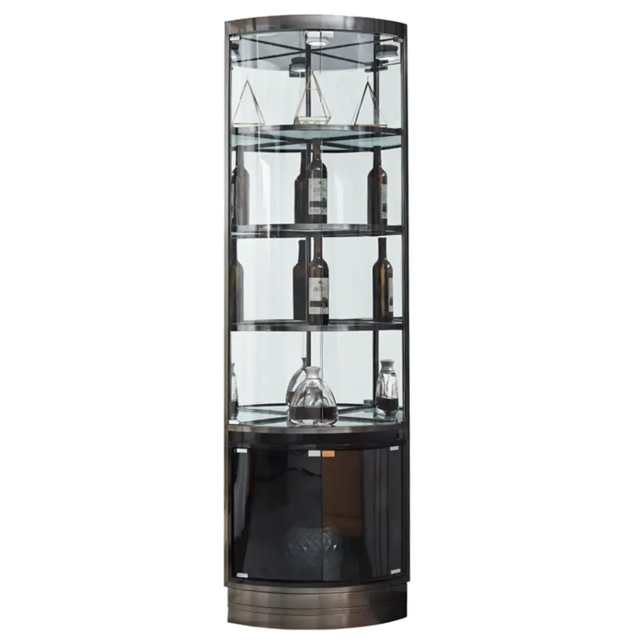 Meuble d'angle à vin avec étagères en verre et métal à plusieurs niveaux