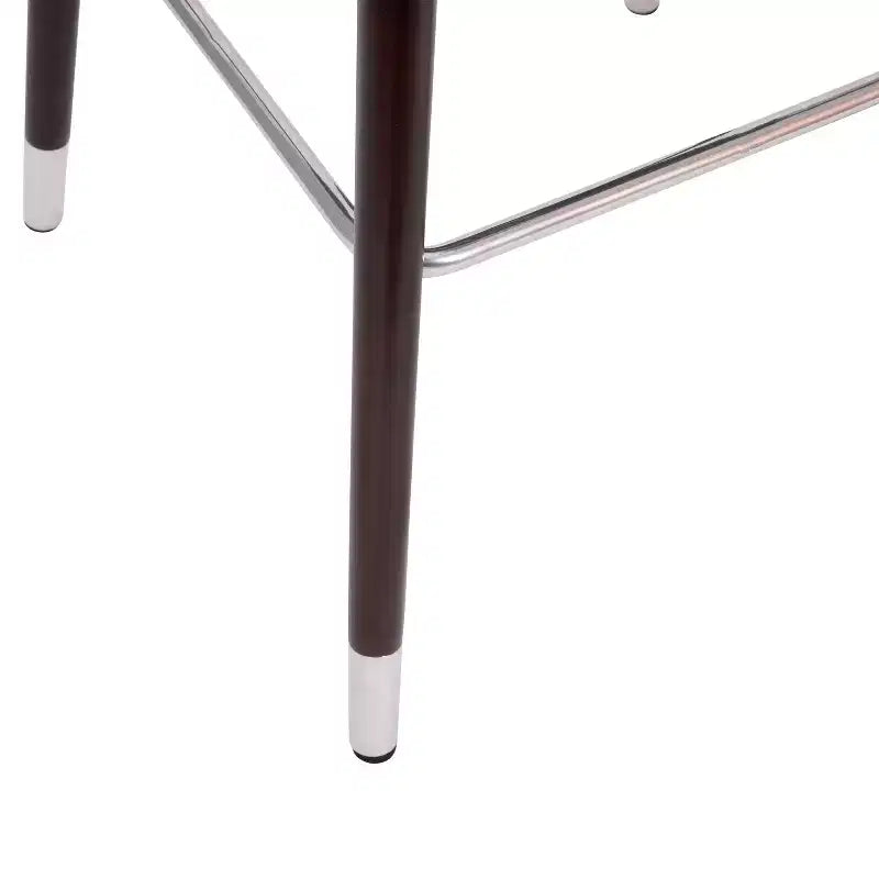 Tabouret de bar moderne avec structure en bois et accents métalliques